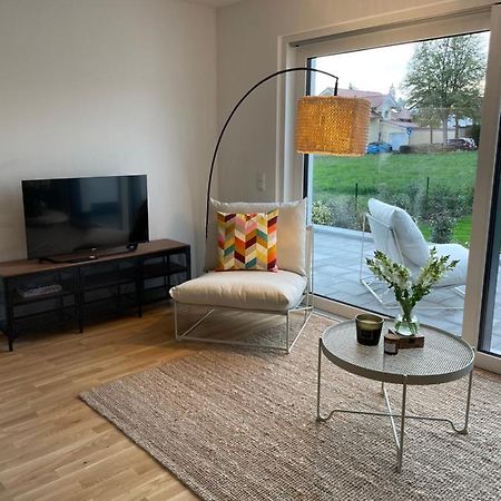 וורמס Traumhaft Helle Wohnung Mit Sonnenterrasse מראה חיצוני תמונה